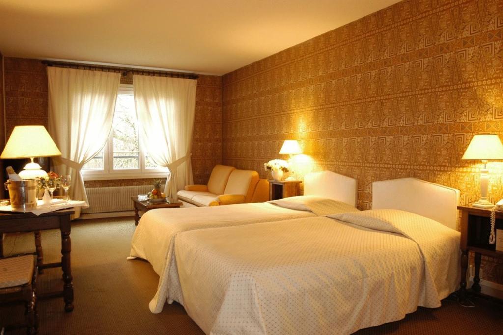 Hostellerie La Huchette Replonges Стая снимка